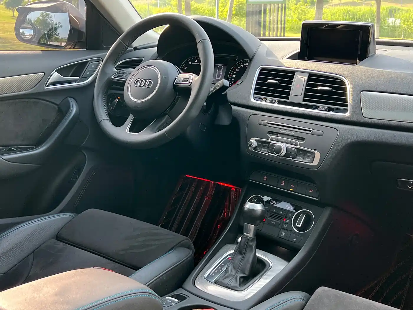 Audi Q3 2018 30th Anniversary Edition 35 TFSI Sport фото 15