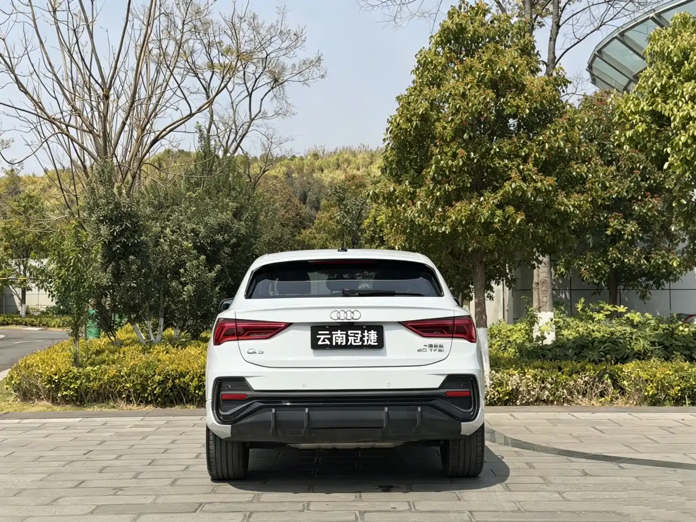 Audi Q3 Sportback 2022 40 TFSI Fashion фото 6
