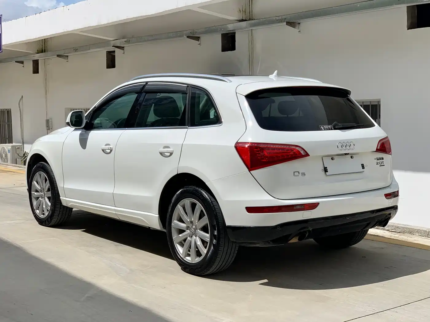 Audi Q5 2010 2010 2.0TFSI Luxury