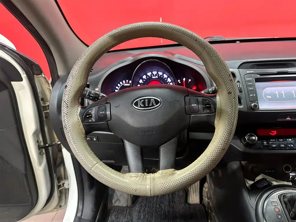 Kia Sportage 2014 2.0L Automatic 2WD GLS фото 10