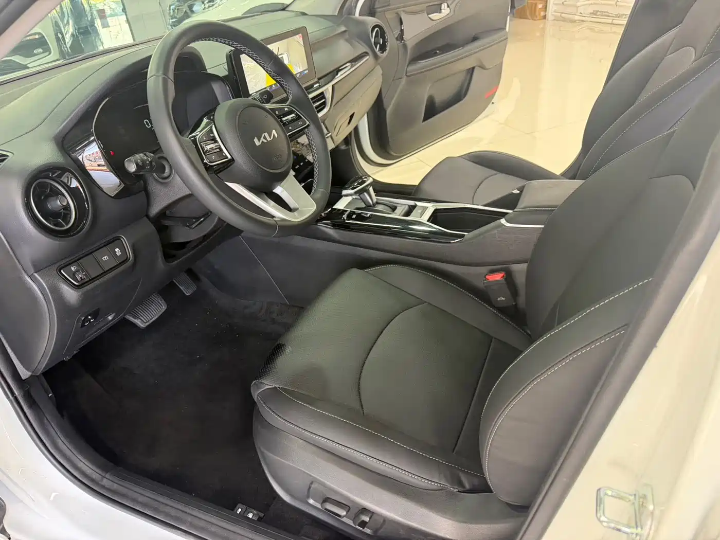 Kia K3 2023 2023 Model 1.5L CVT Luxury Edition