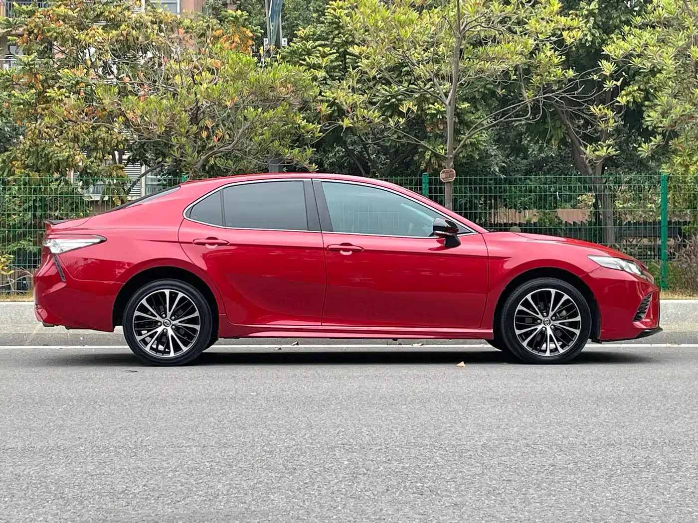 Toyota Camry 2018 2.5S Trend Edition фото 26