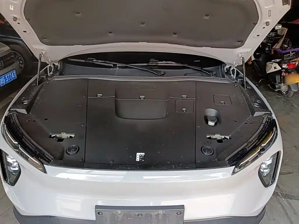 Фото 20 - NIO ES6