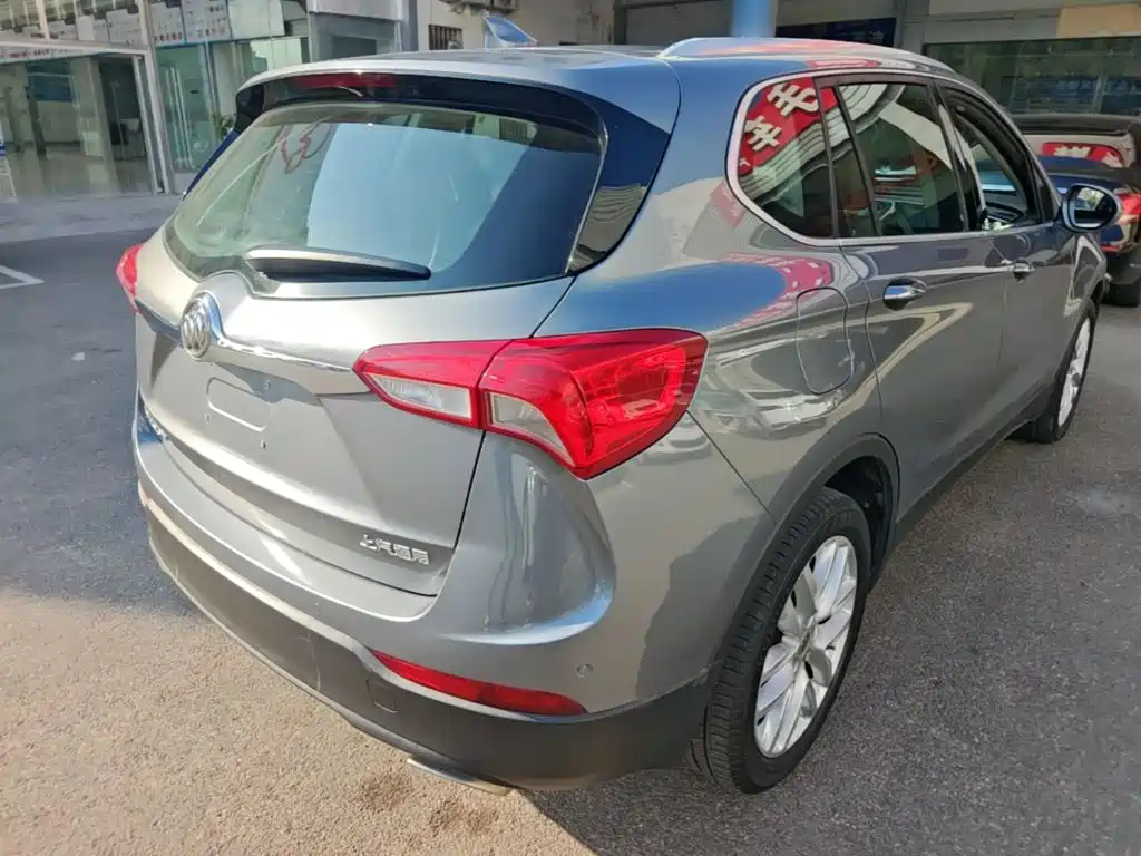 Фото 7 - Buick Envision Plus