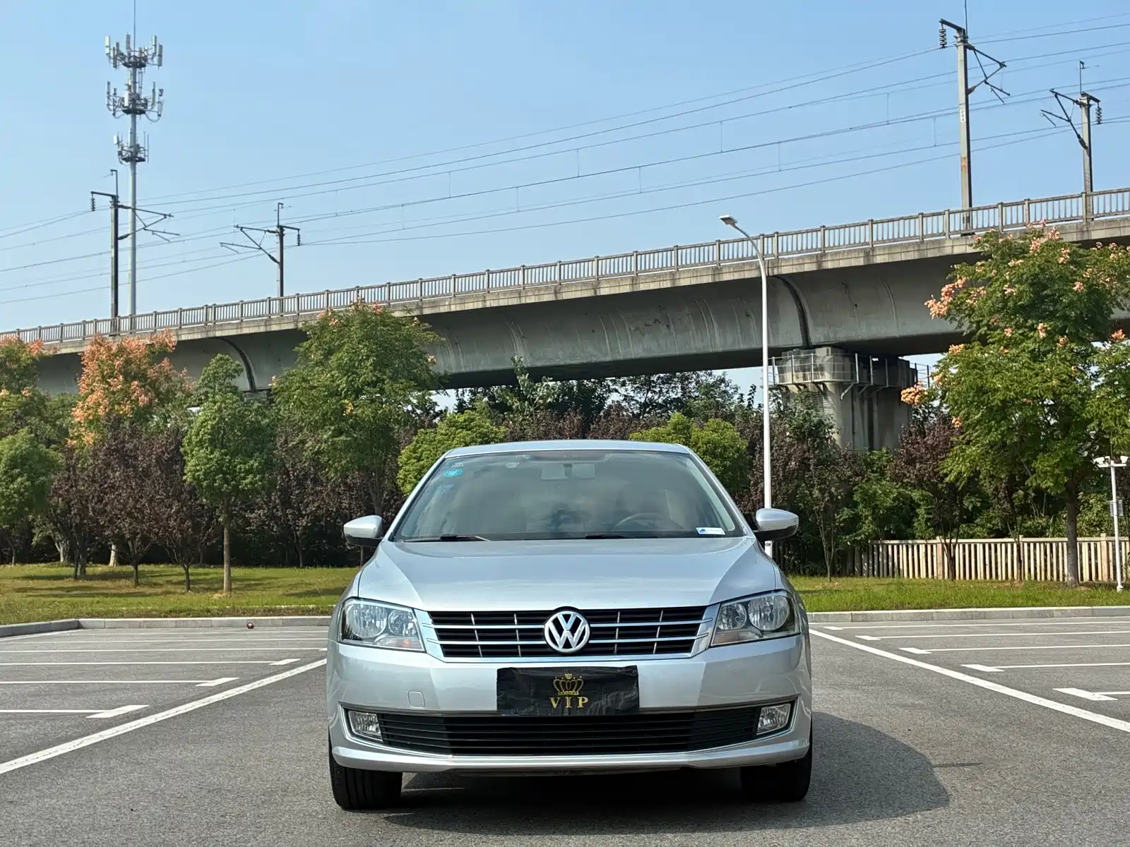 صورة 2 - Volkswagen Lavida