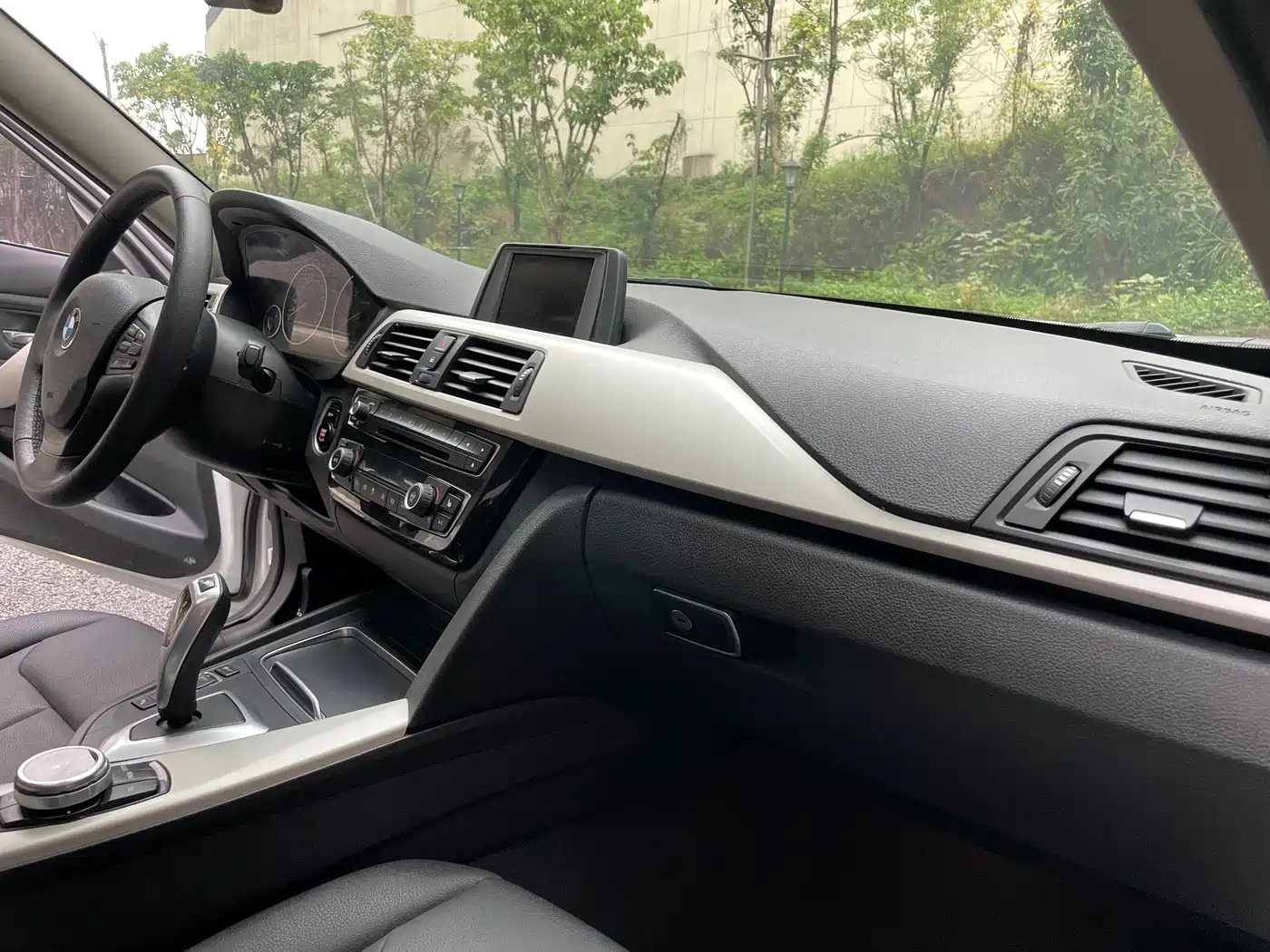 BMW 3 Series 2016 320Li Progressive фото 15