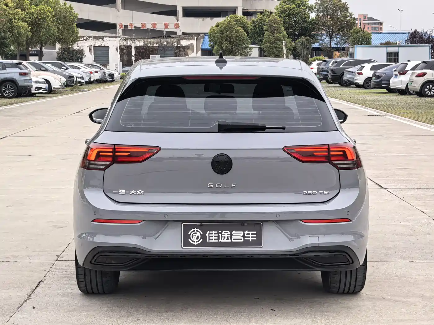 Volkswagen Golf 2021 280TSI DSG Pro Launch Edition фото 12