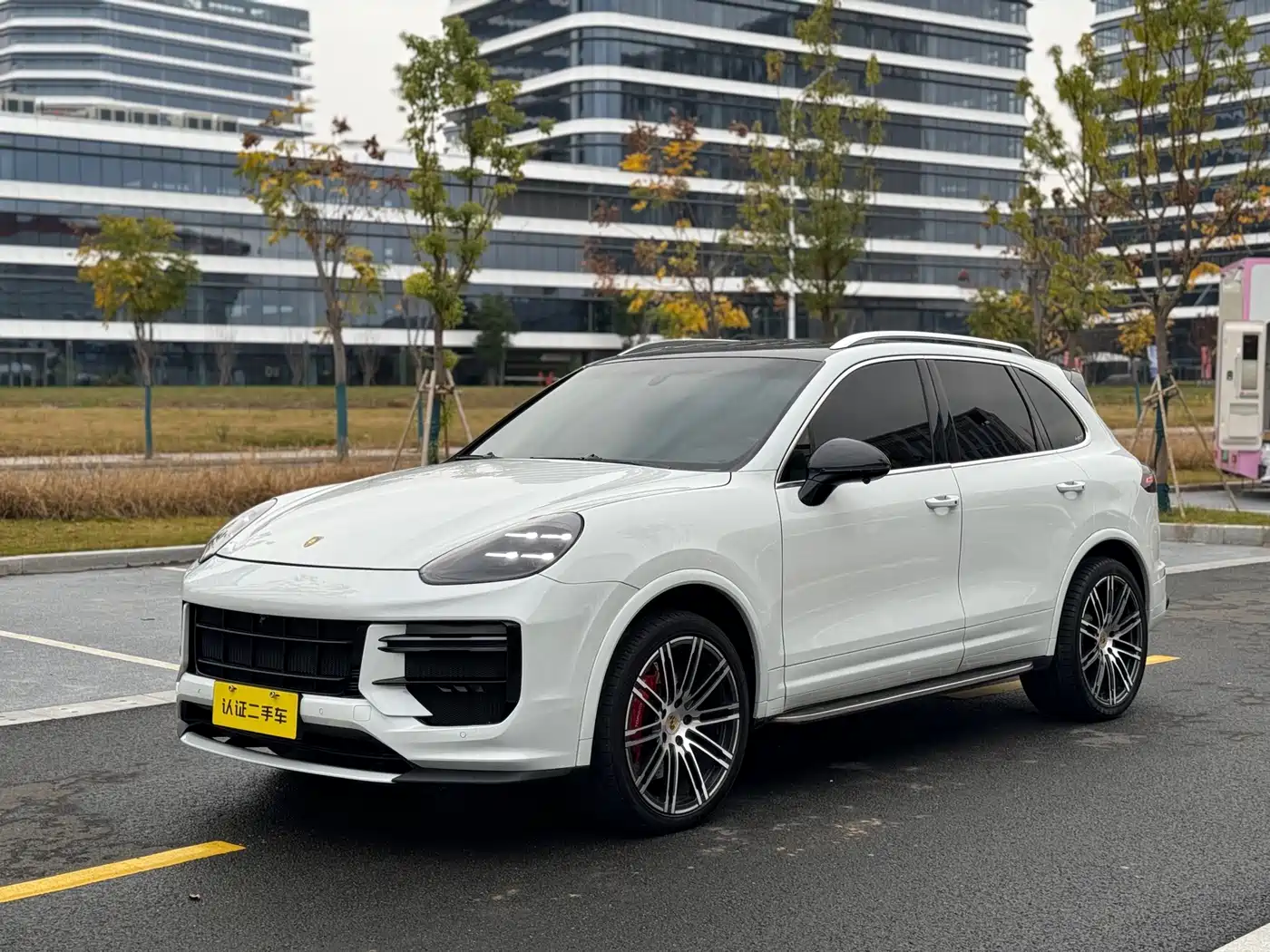 Porsche Cayenne 2015 Cayenne Turbo 4.8T фото 4