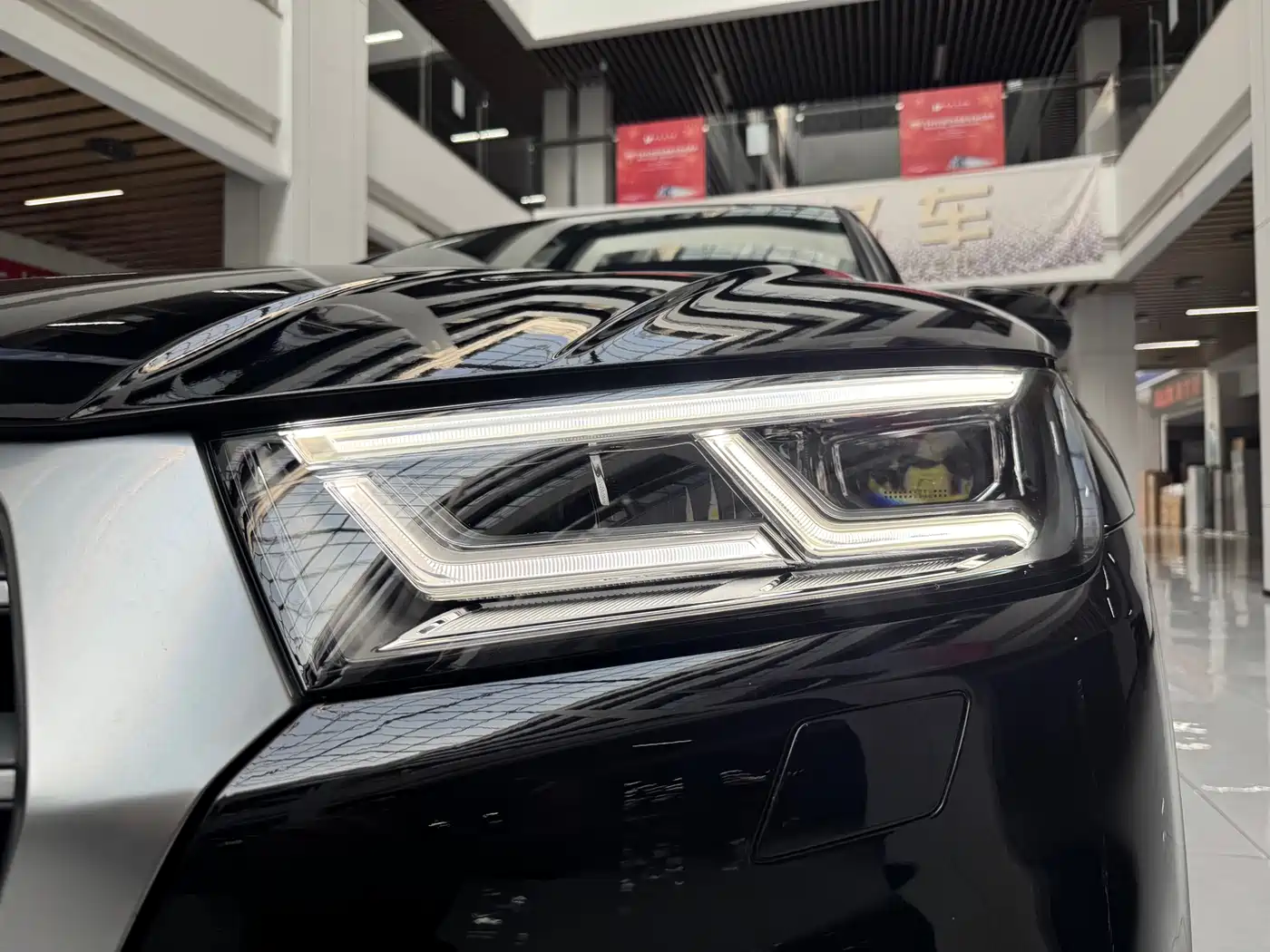 Audi Q5L 2020 Facelift 40 TFSI Honor Fashion фото 21