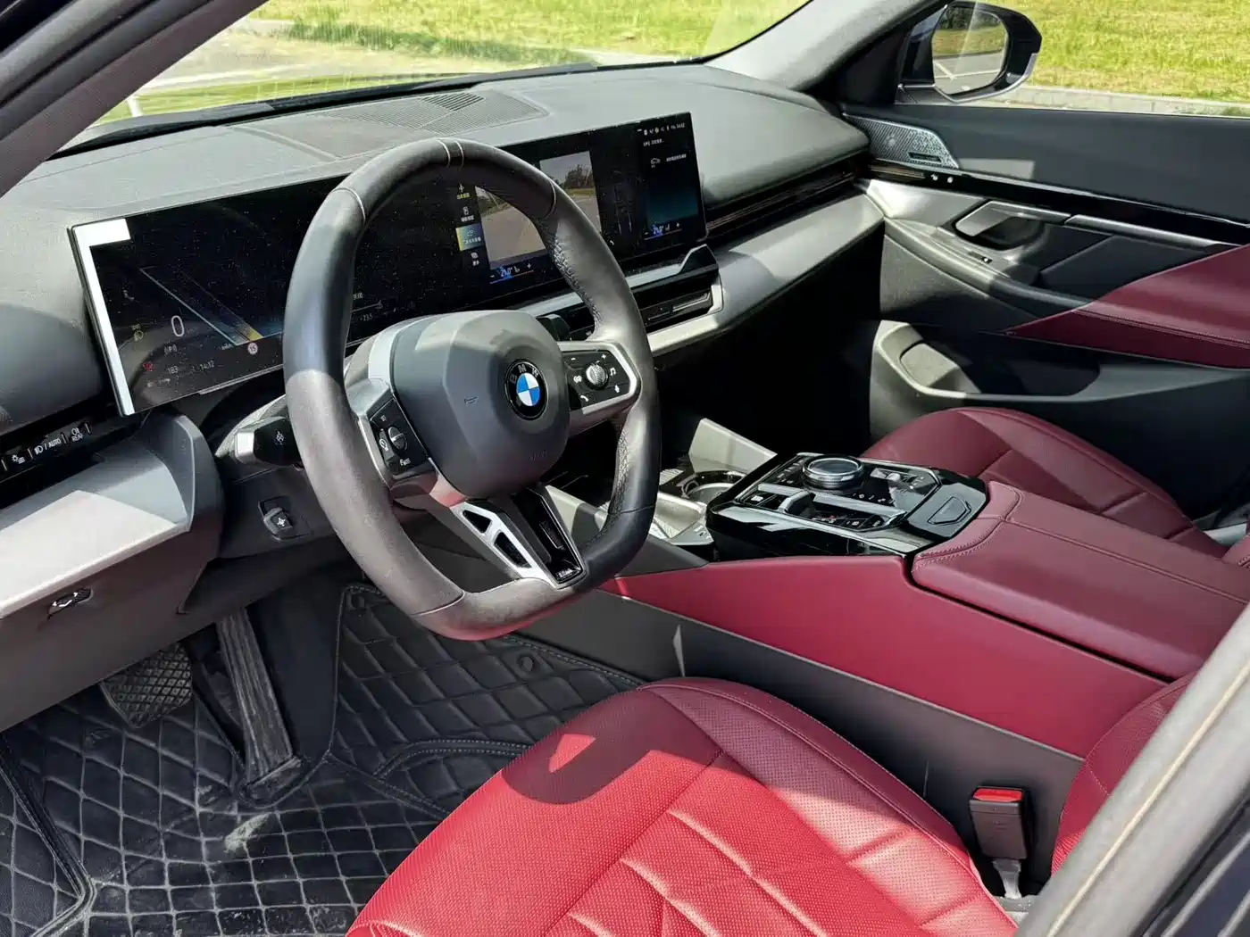 BMW 5 Series 2024 525Li M Sport Package фото 15
