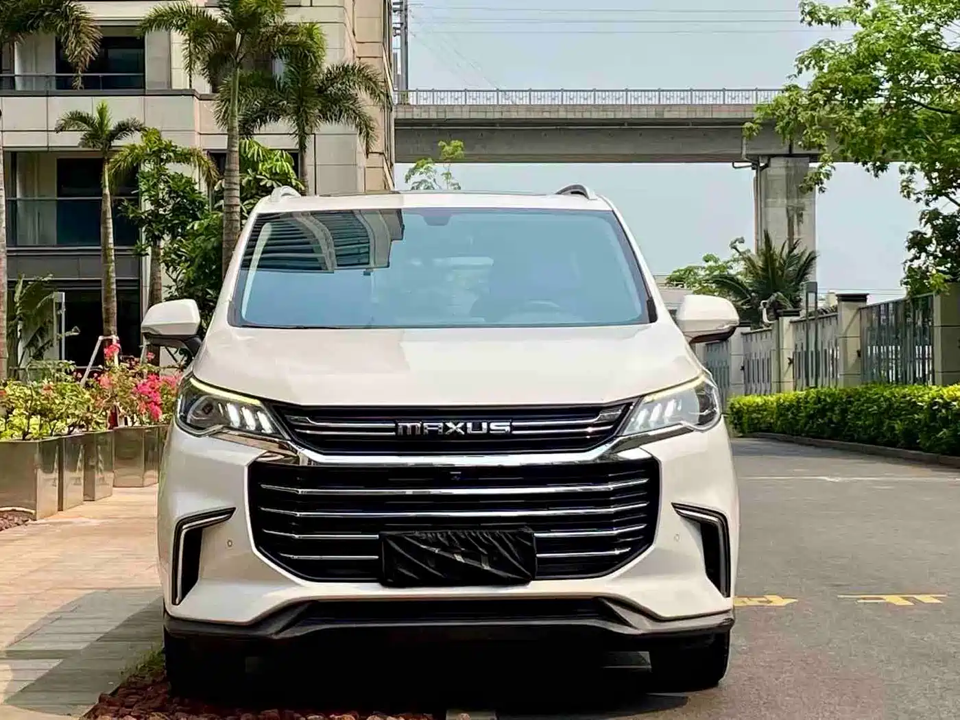 SAIC Maxus Maxus G50 2019 1.5T First Edition Automatic Luxury 6-Seater фото 11