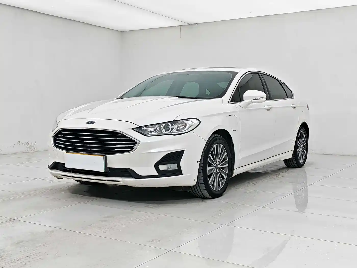 Ford Mondeo New Energy 2018 2.0 PHEV Smart Control Fashion Version China VI