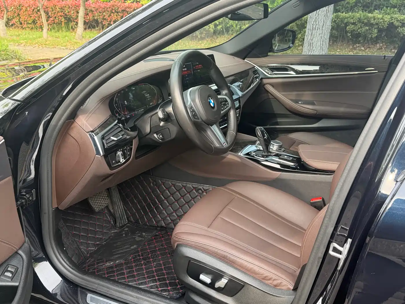 BMW 5 Series 2020 525Li M Sport Package фото 4