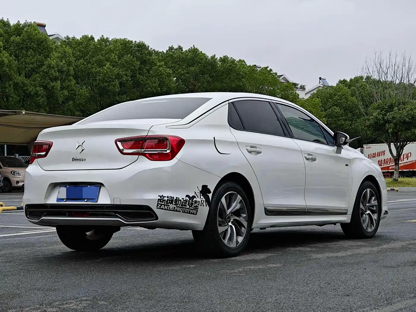 DS 5LS 2014 1.6T Luxury THP160 фото 5