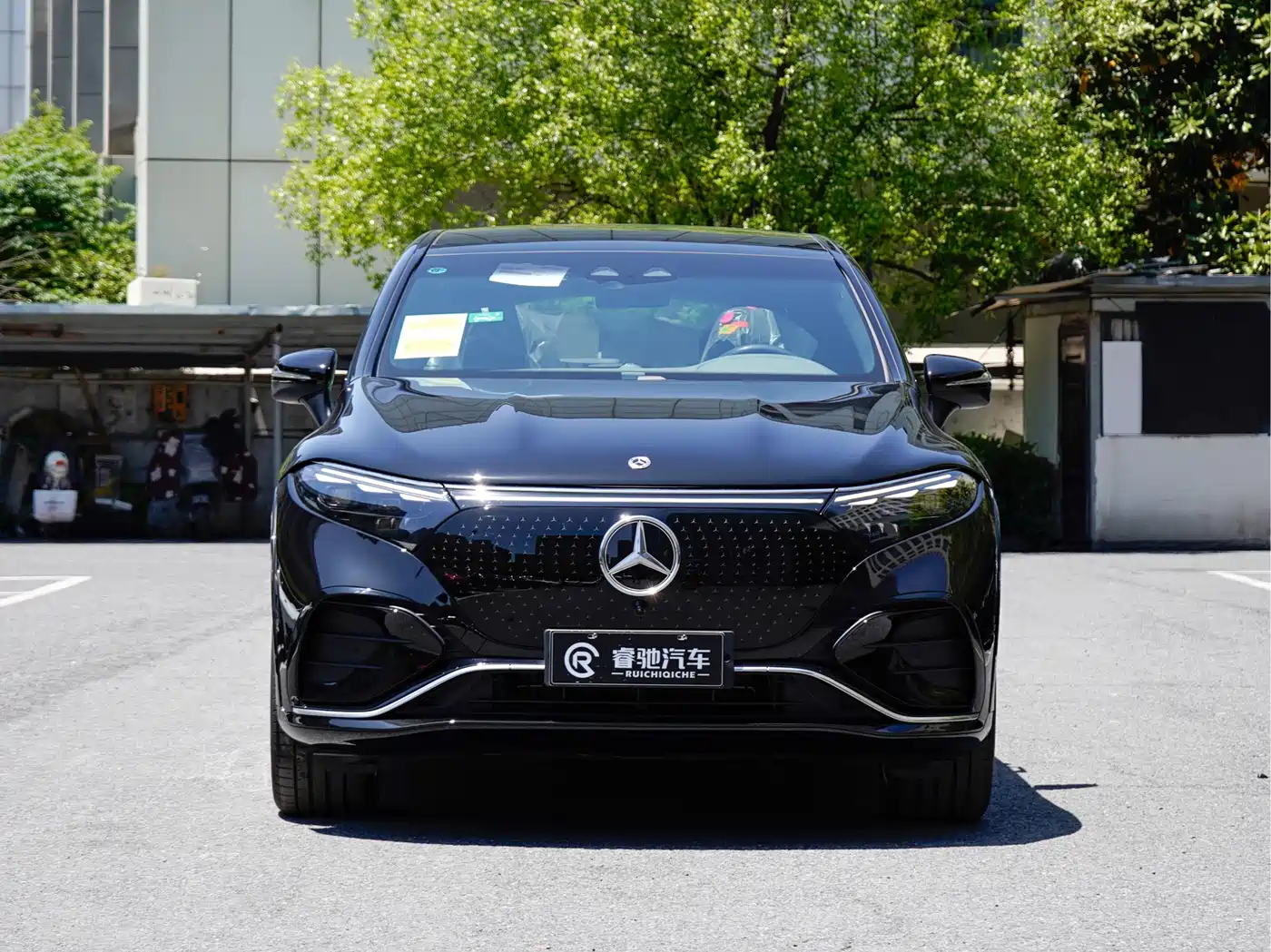 Mercedes-Benz EQS SUV 2025 Model 500 4MATIC фото 2