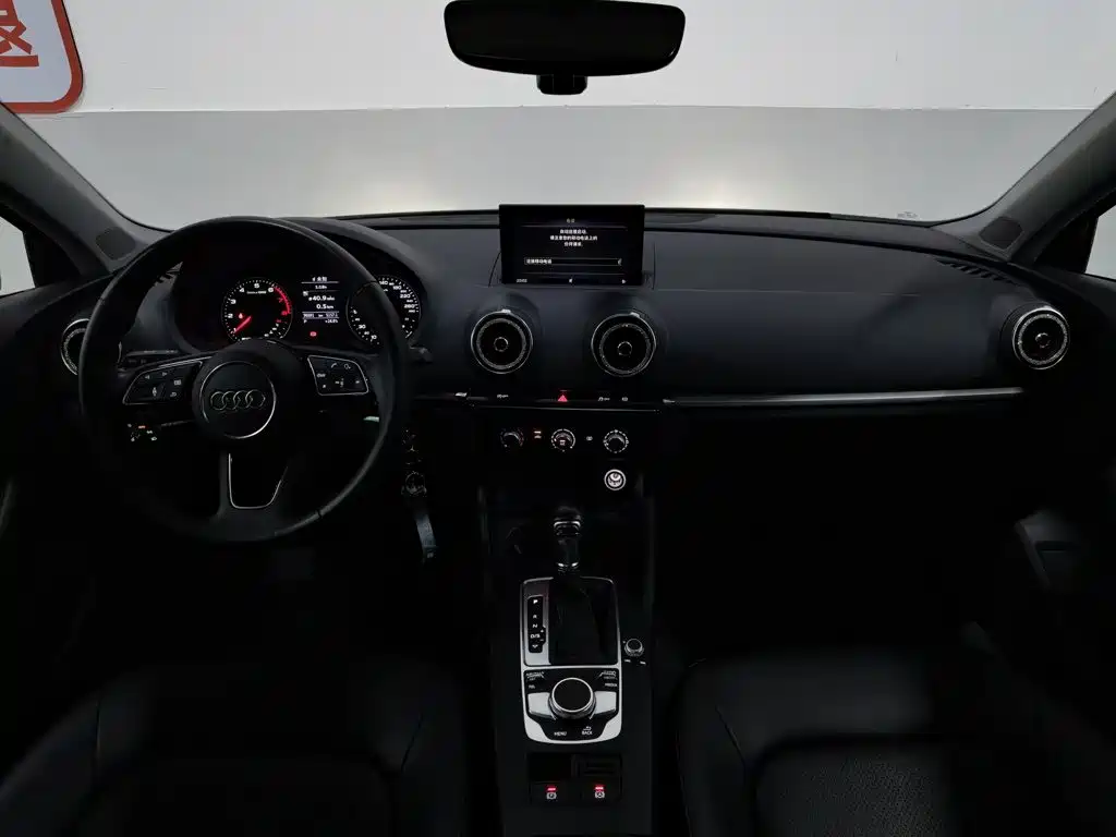 Photo 5 - Audi A3