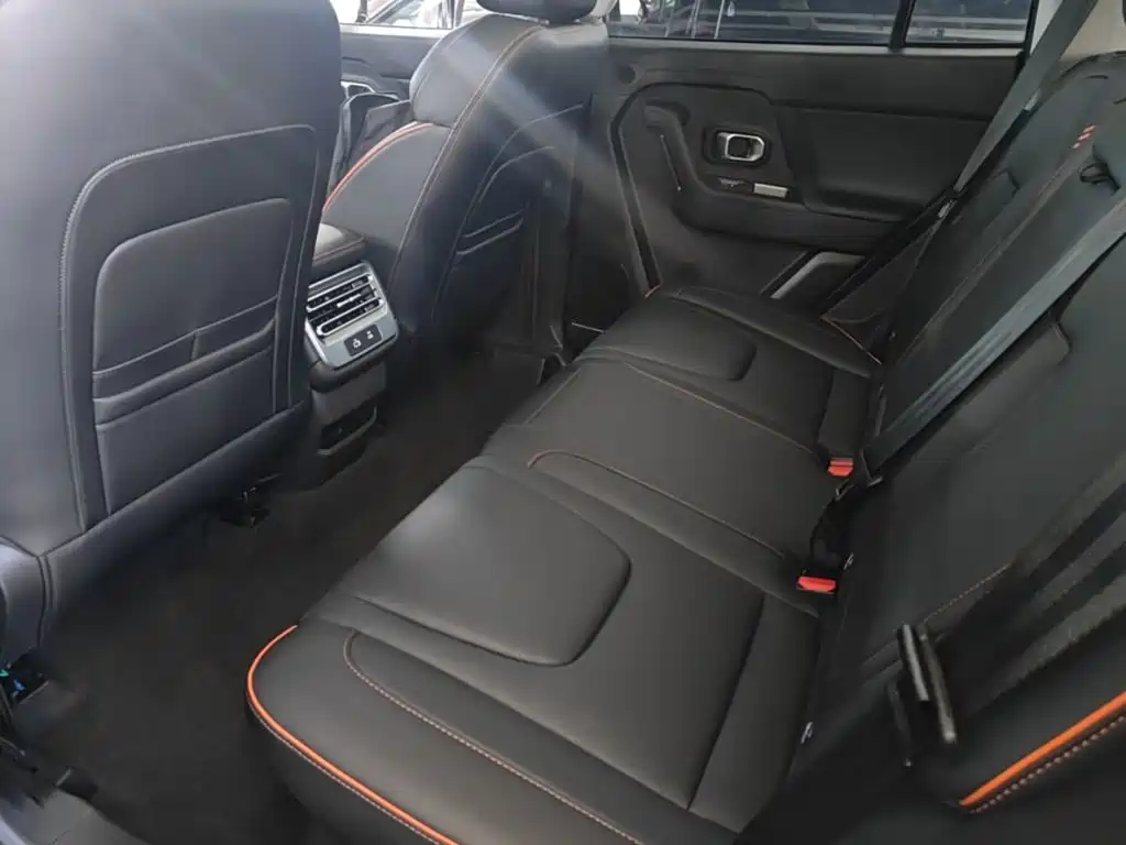 Jetour Freedom 2026 2025 1.5TD DCT Explorer