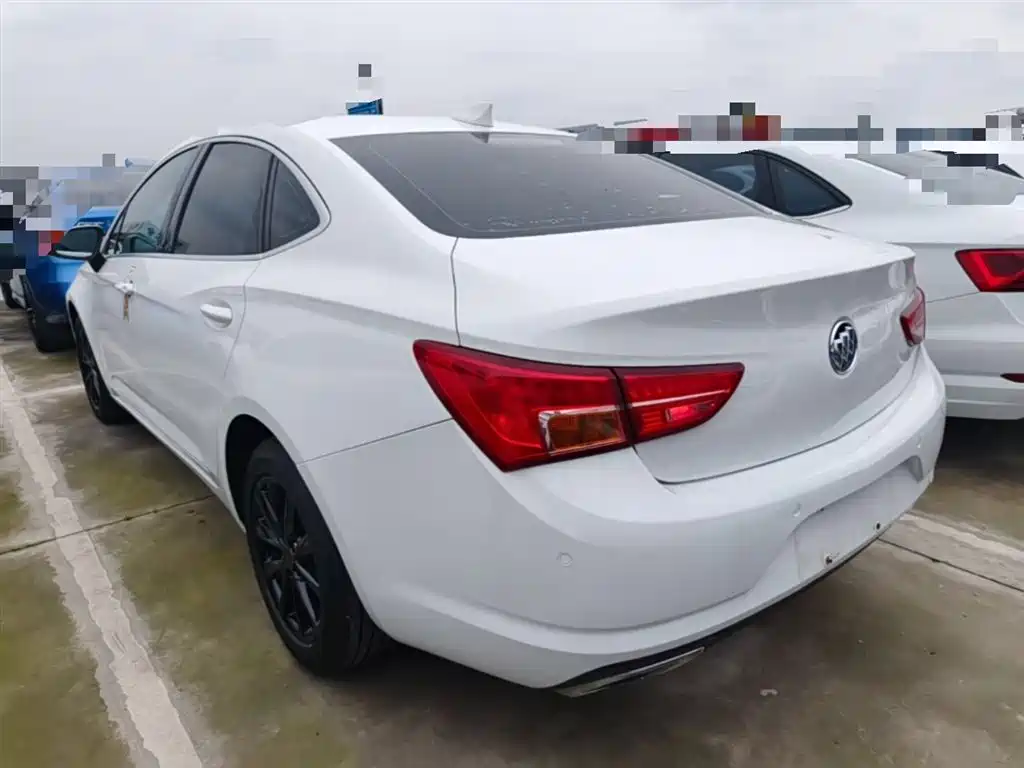 Buick Verano 2017 Sedan 20T DCT Elite фото 5