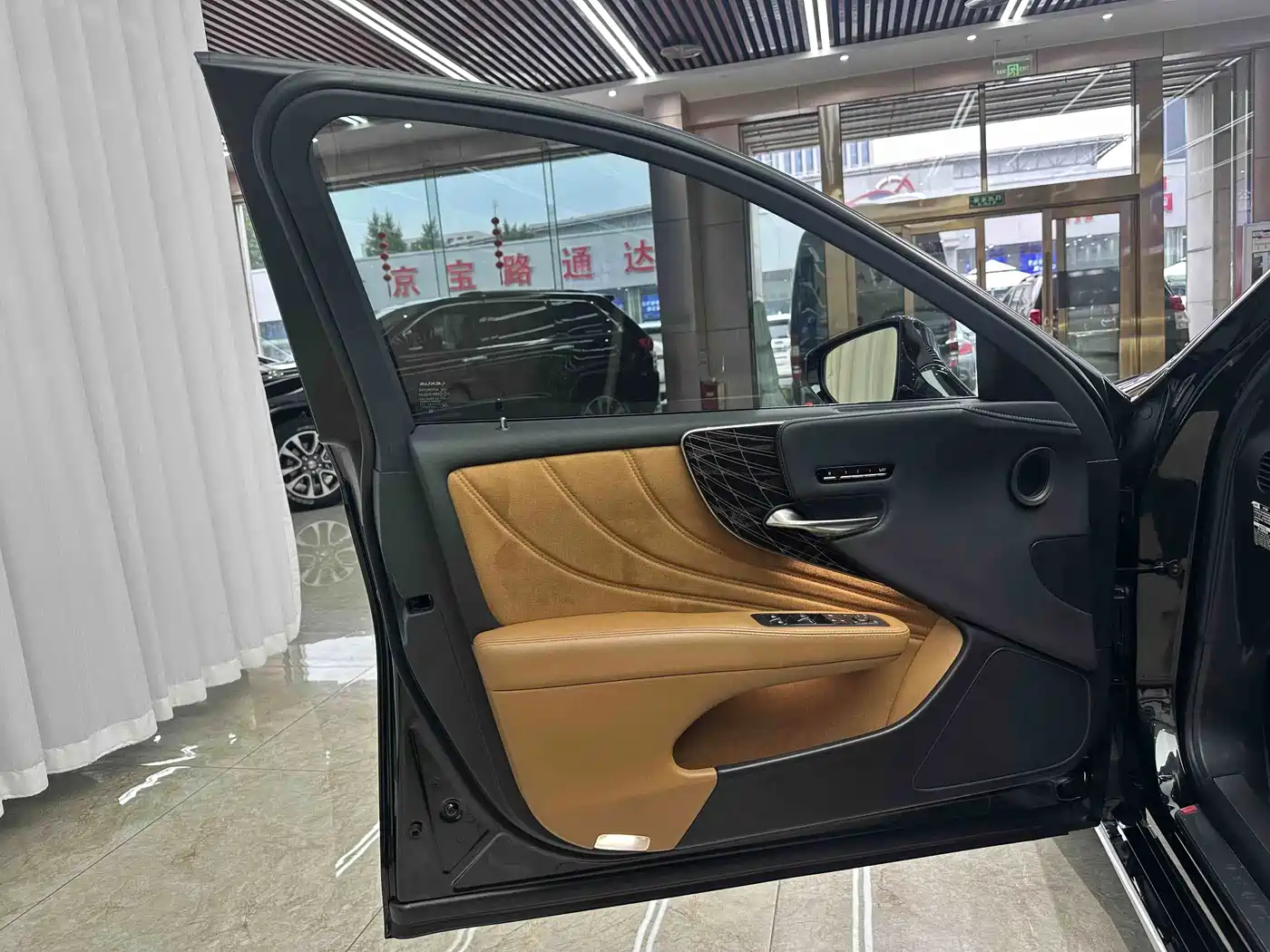 Lexus LS 2023 2021 500h Executive Edition