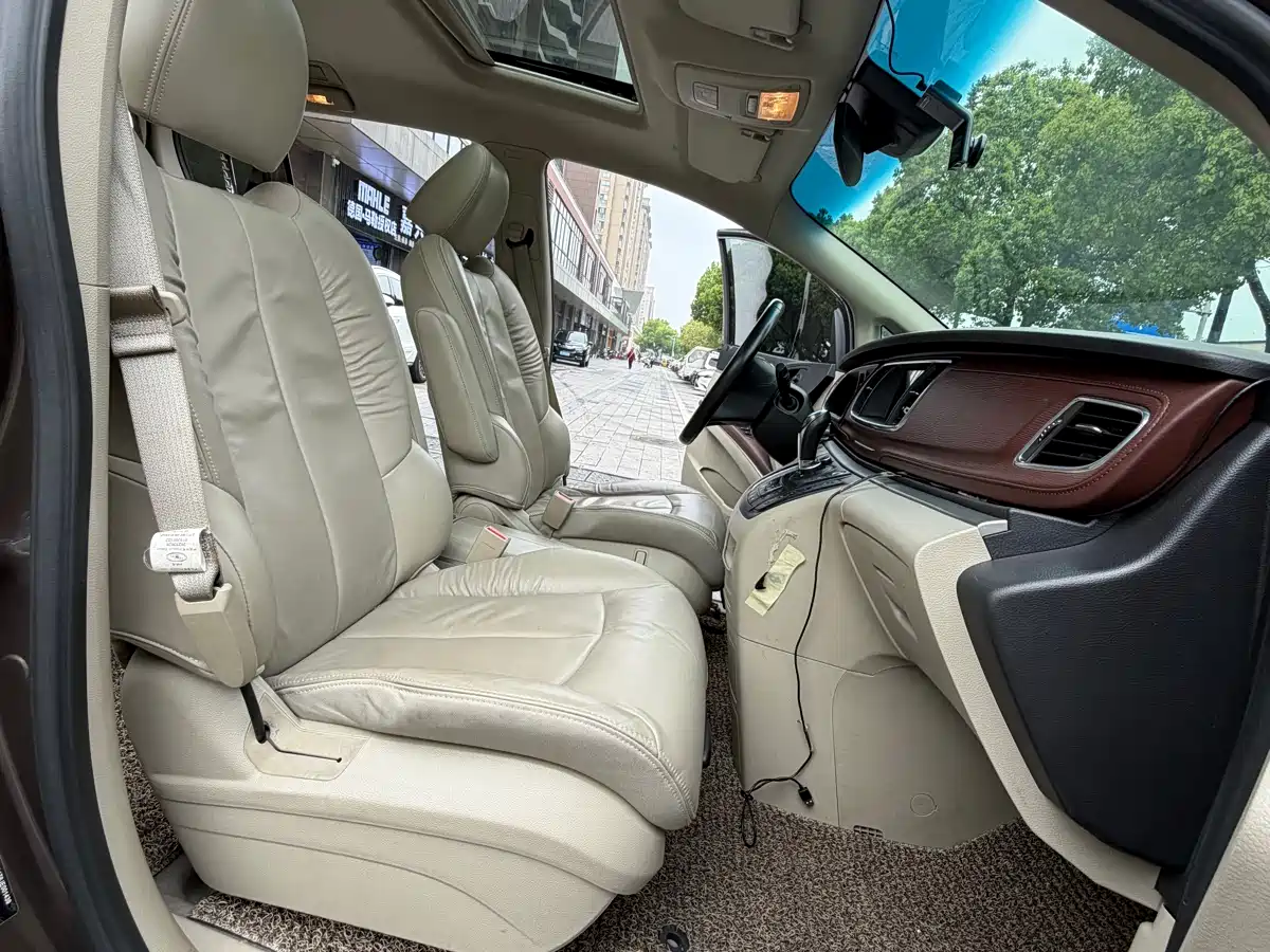 Buick GL8 2017 25S Luxury China V фото 15