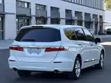 Фото 6 - Honda Odyssey