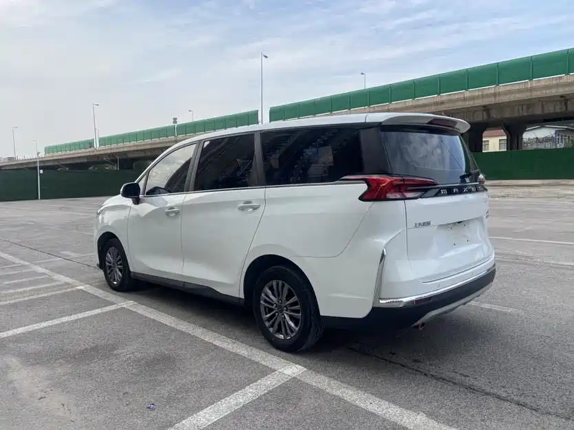 SAIC Maxus Maxus G50 2023 PLUS 1.5T Auto Custom Entry Edition фото 6