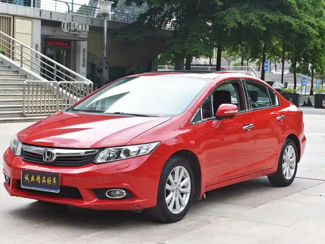  Honda Civic 2012 1.8L Automatic Luxury Navigation