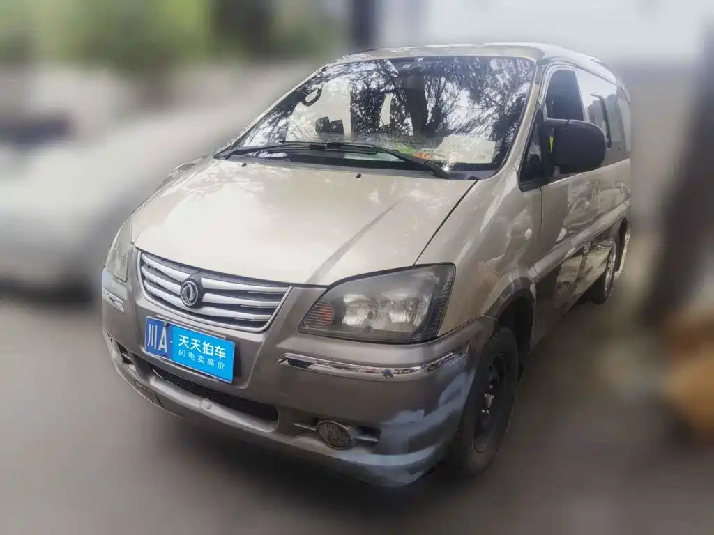 Dongfeng Fengxing Lingzhi 2014 — пригон из Китая