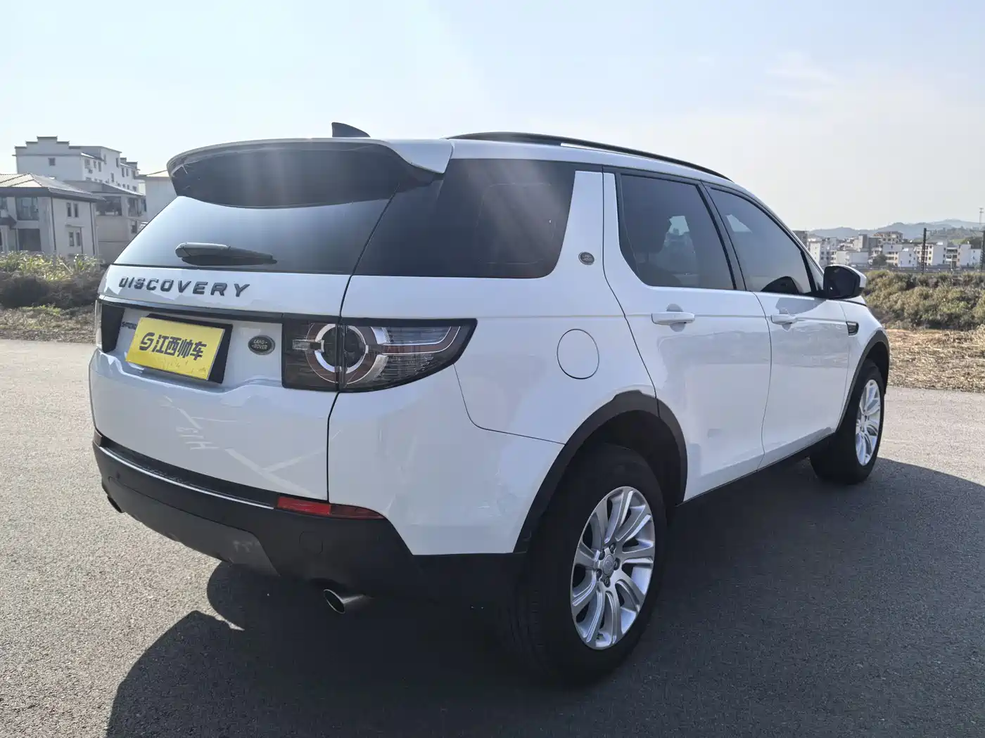 Land Rover Discovery Sport 2018 240PS SE Edition фото 16