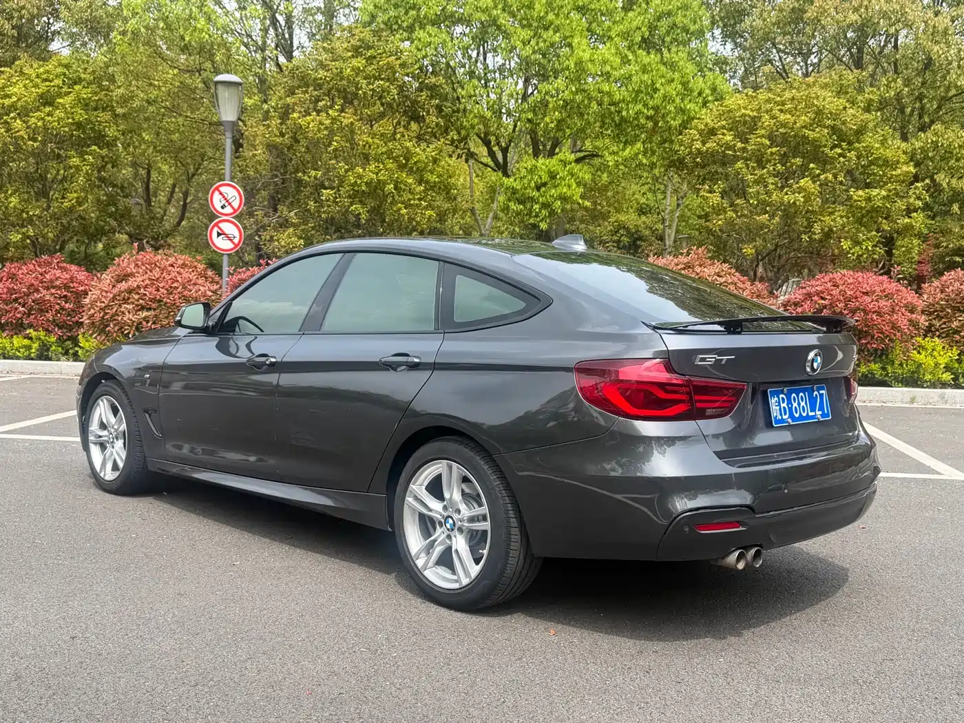 BMW 3 Series GT 2018 320i Fashion фото 6