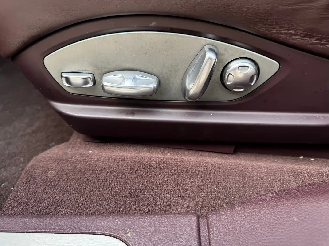 Porsche Panamera 2014 Panamera 3.0T фото 9