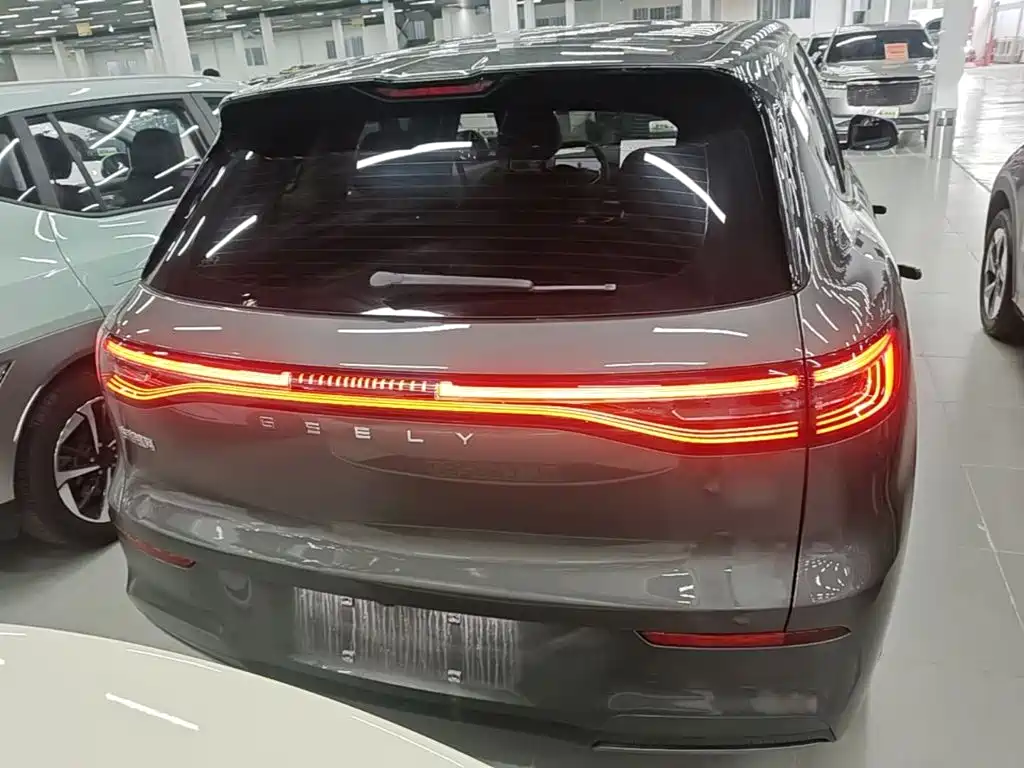 Фото 6 - Geely Galaxy Galaxy E5