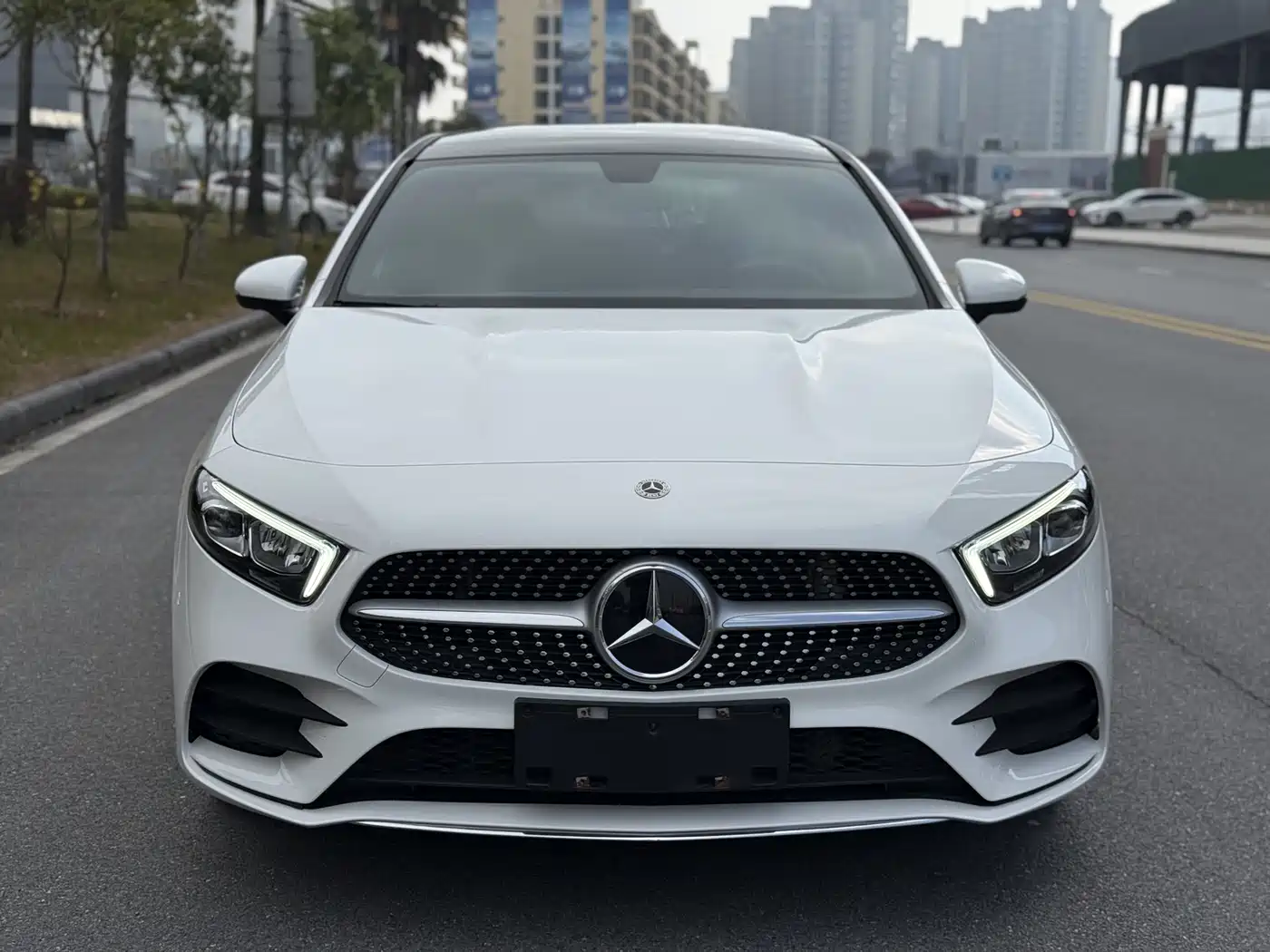 Mercedes-Benz A-Class 2022 Facelift III A 200 L Sport Sedan Fashion фото 2