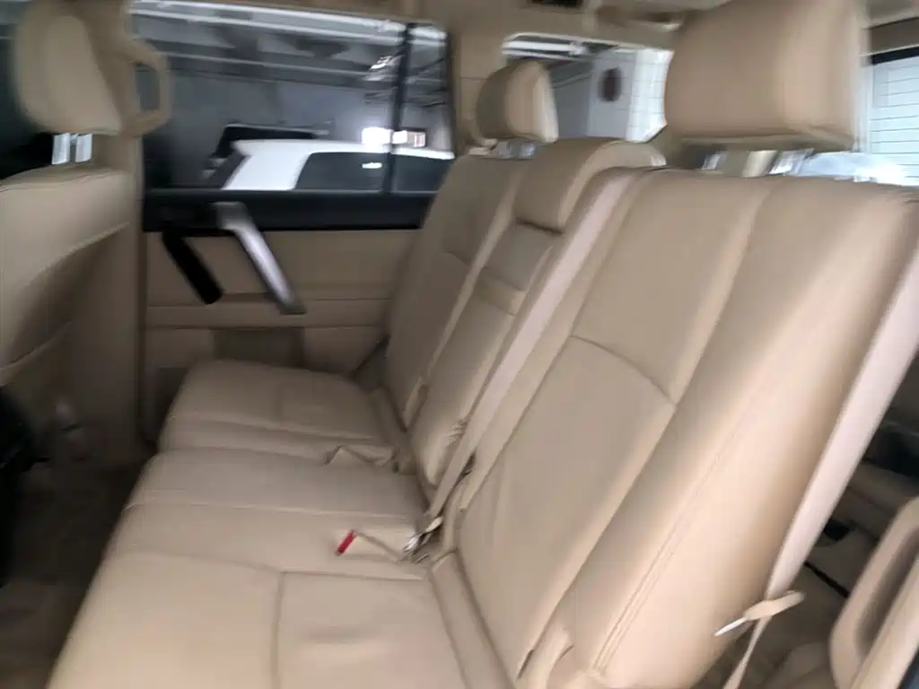 Toyota Prado 2015 2.7L Automatic Luxury фото 17