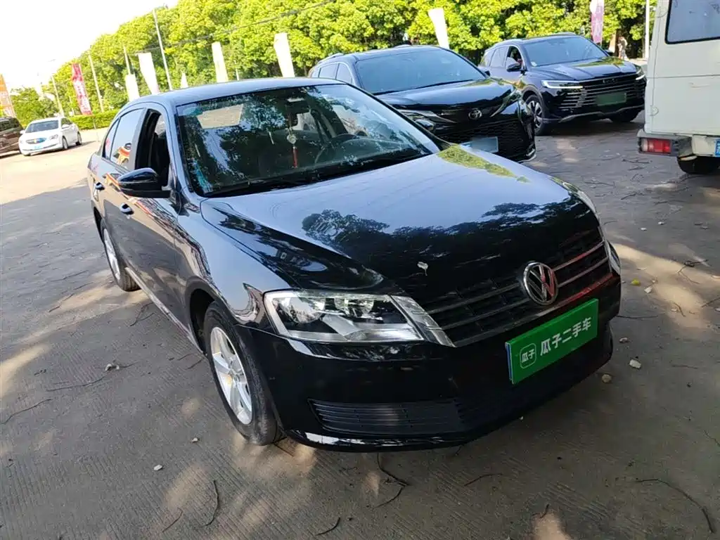 Volkswagen Lavida 2013 Facelift Classic 1.6L Automatic Trend фото 4