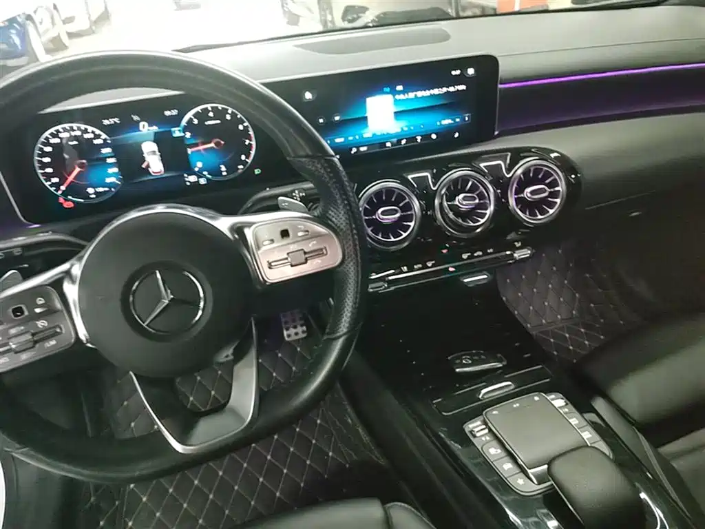 MERCEDES-BENZ CLA (IMPORT)
