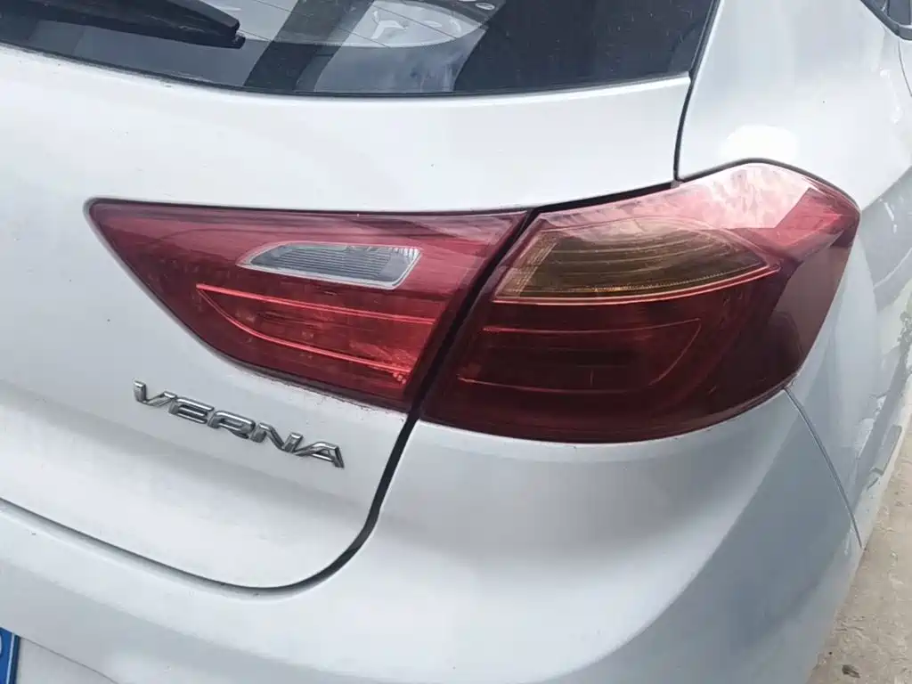 Hyundai Verna RV 2019 2017 1.4L Automatic Cool Edition GLS China VI
