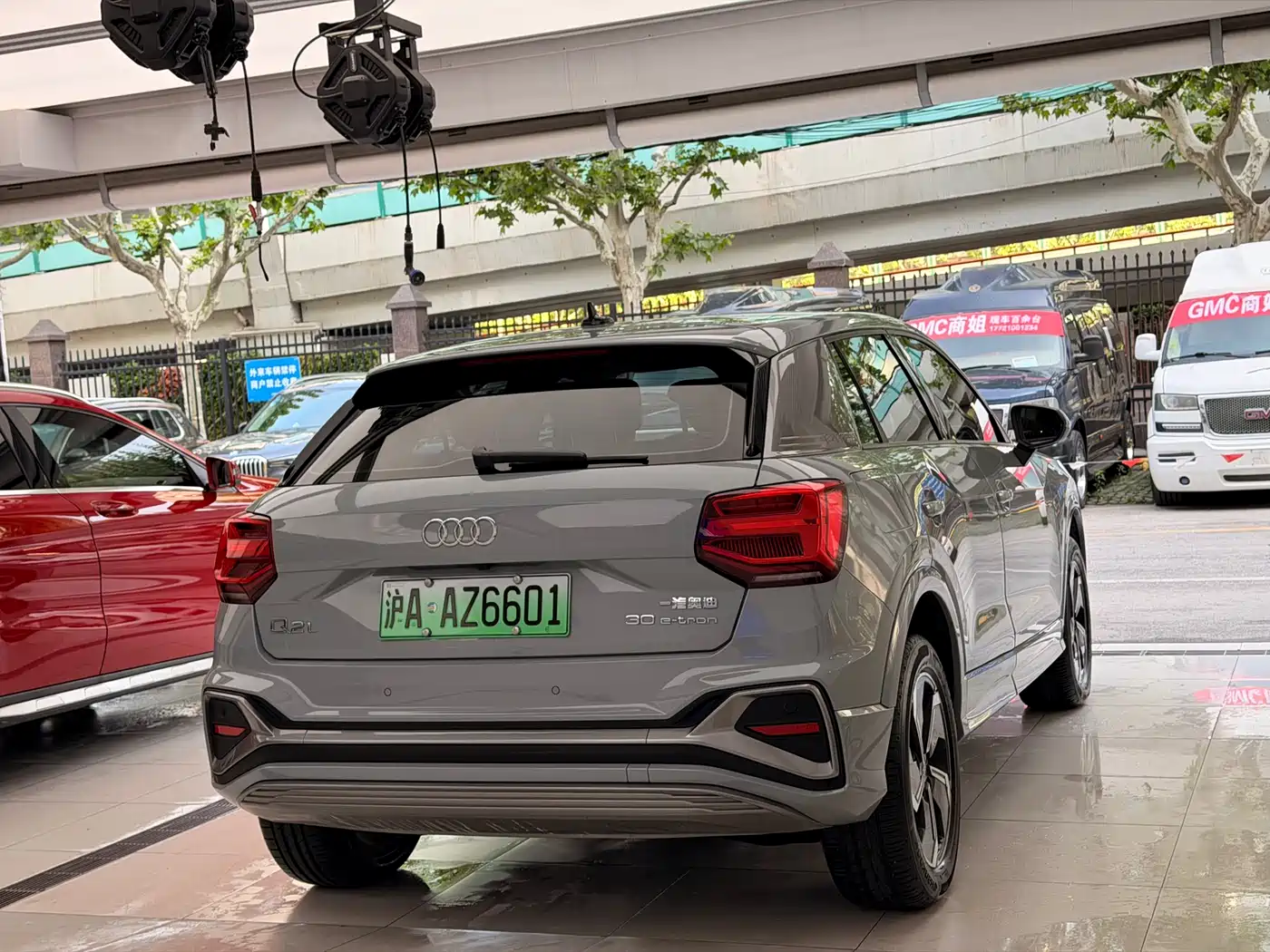 AUDI Q2L E-TRON