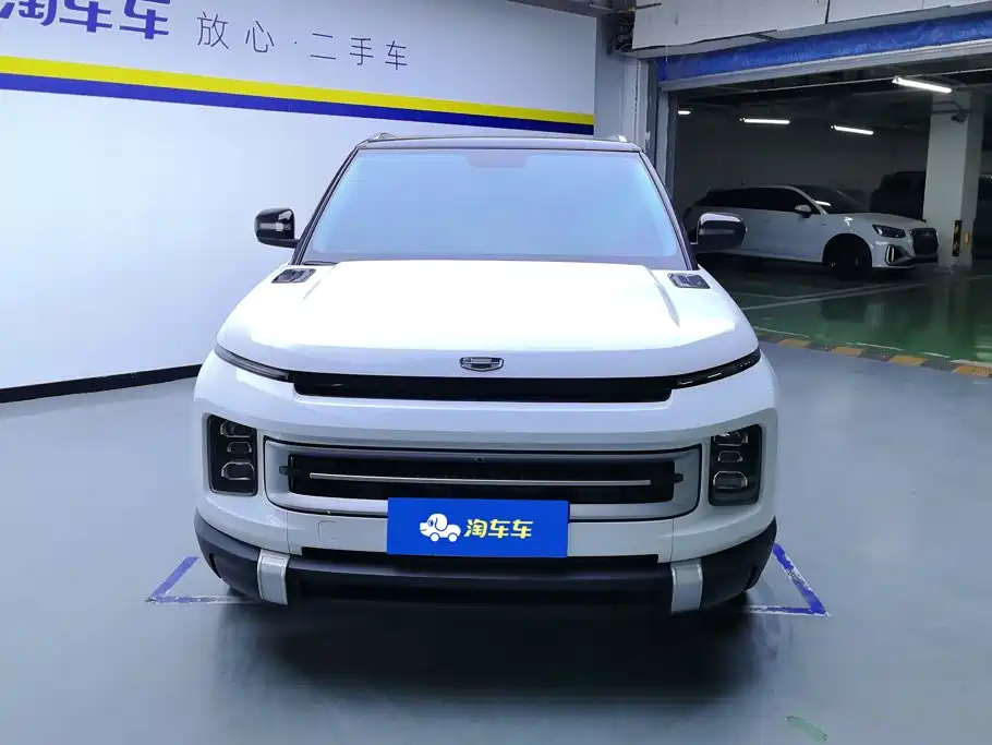 Фото 2 - Geely ICON