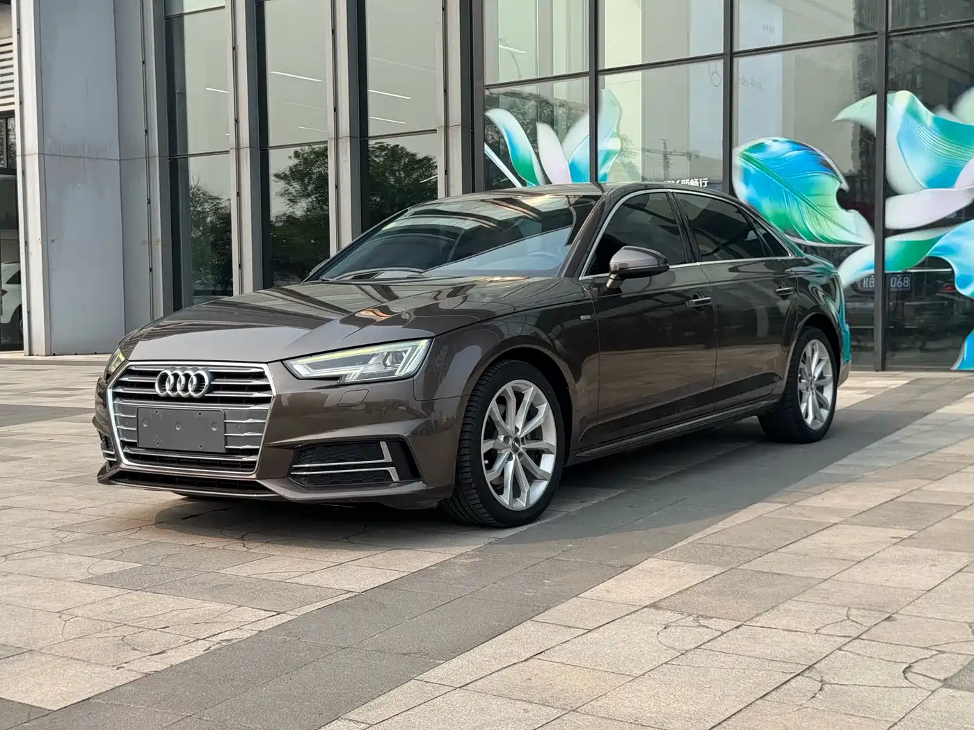 Audi A4L 2018 30th Anniversary 40 TFSI Fashion