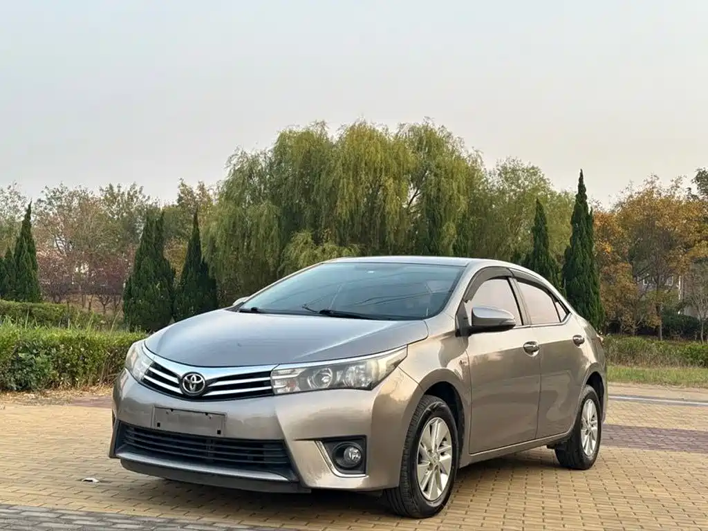 Фото 1 - Toyota Corolla