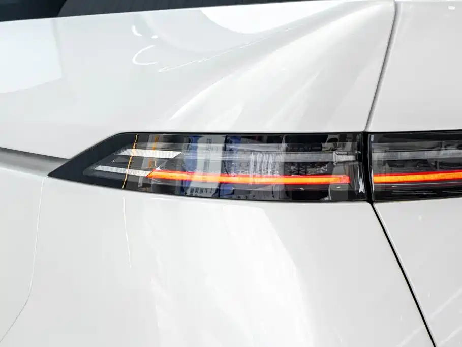 XPeng X9 2026 2025 Extended Range Edition