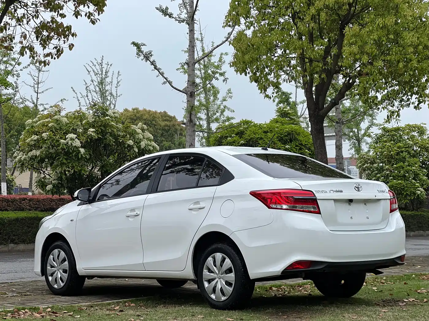 Toyota YARiS L Zhi Xiang 2019 1.5E CVT Charming China VI фото 9