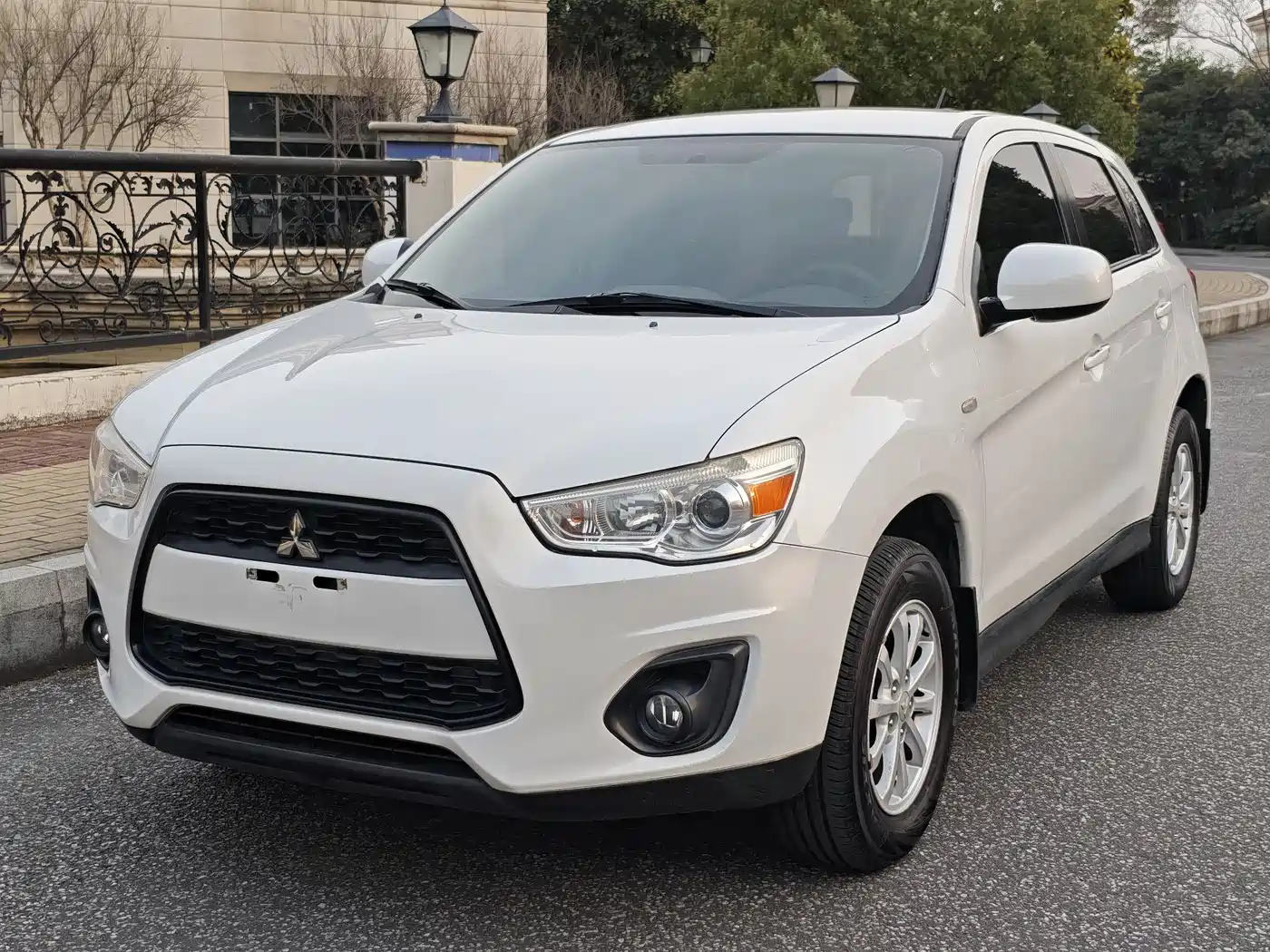 Mitsubishi ASX 2015 2.0L CVT 2WD Elite Edition