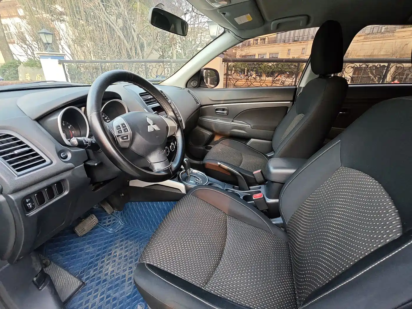 Mitsubishi ASX 2015 2.0L CVT 2WD Elite Edition фото 8