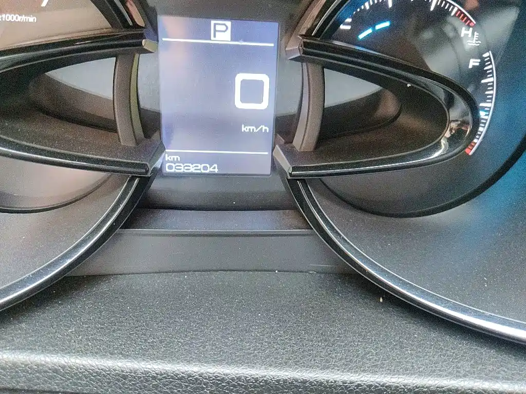 Dongfeng Aeolus Dongfeng Fengshen AX7 2015 2015 2.0L Automatic Smart Ease