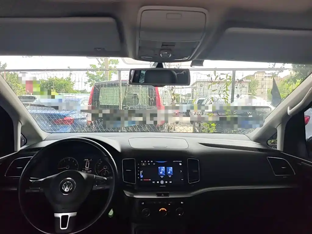 Volkswagen Sharan 2014 2.0TSI Standard фото 10