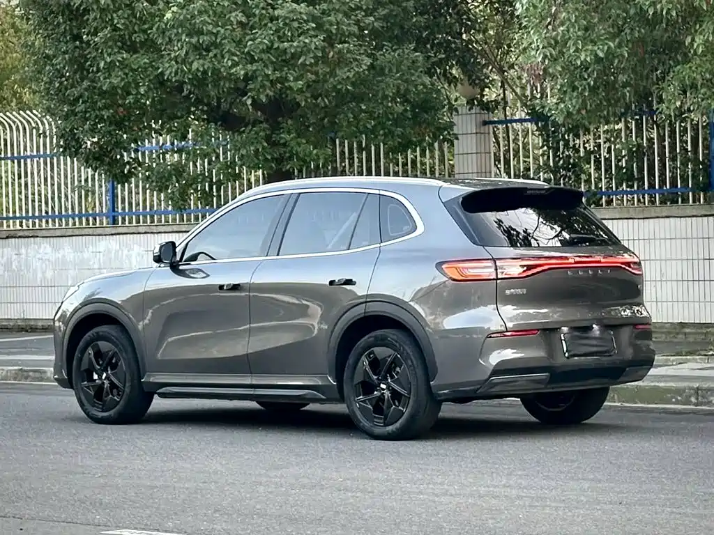Фото 8 - Geely Galaxy Galaxy E5