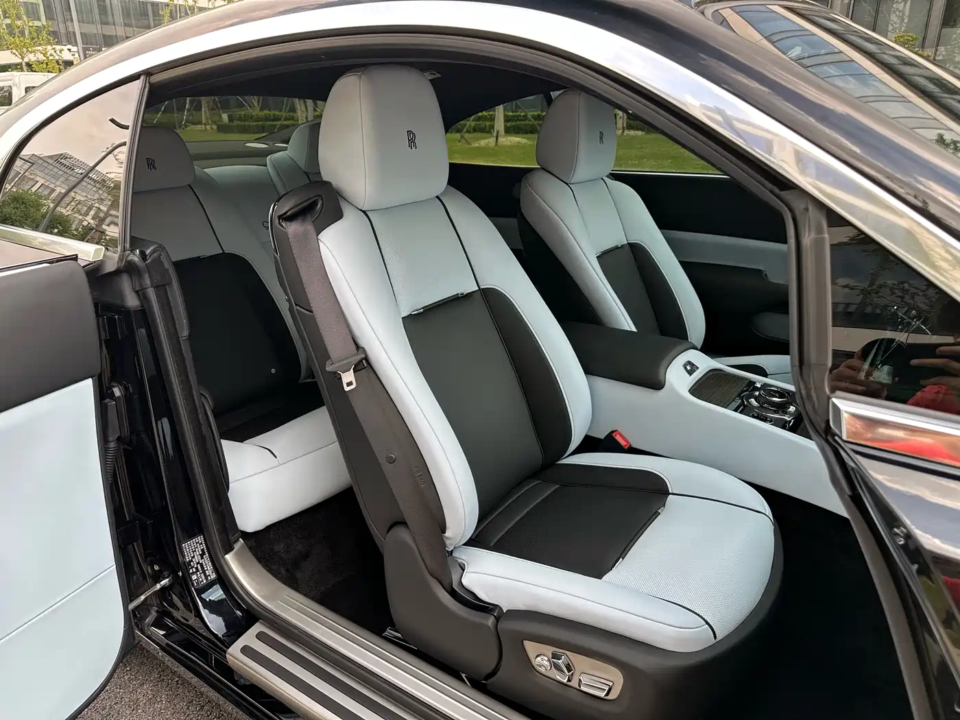 Rolls-Royce Wraith 2021 2018 6.6T Black Badge