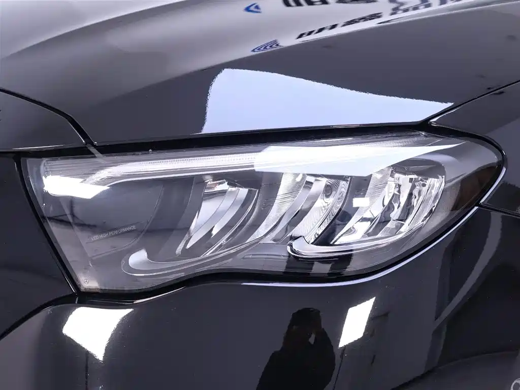 Mercedes-Benz E-Class 2024 Model E 300 L Luxury фото 4